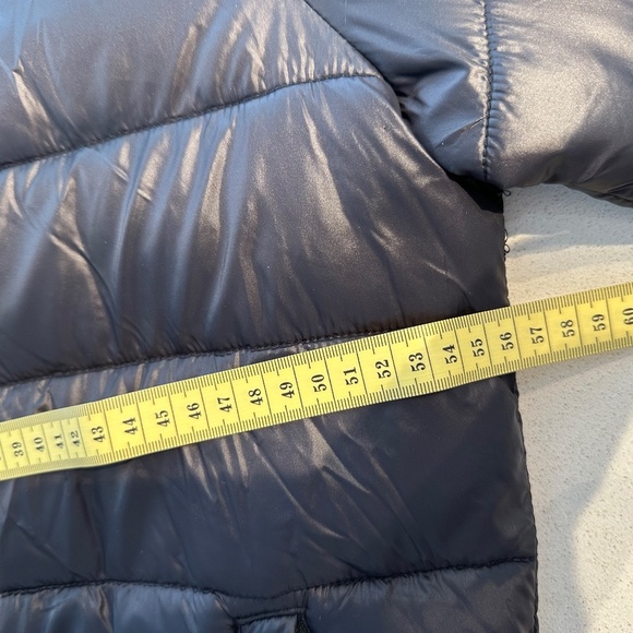 Hudson’s Bay Co. Black Lightweight Down-Filled Zip Jacket w Canadian Flag Patch - Picture 10 of 10